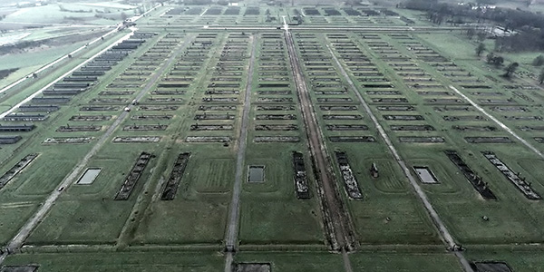 Le camp des hommes (secteur BII d - Auschwitz II BIRKENAU)